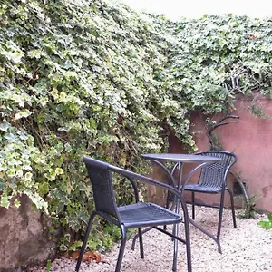 Lovely Sunny 2 Bed Coast Apartment