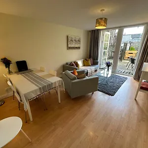 Castle Wynd Old Town Apartment