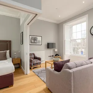 Destiny Scotland - Princes Street Appartement