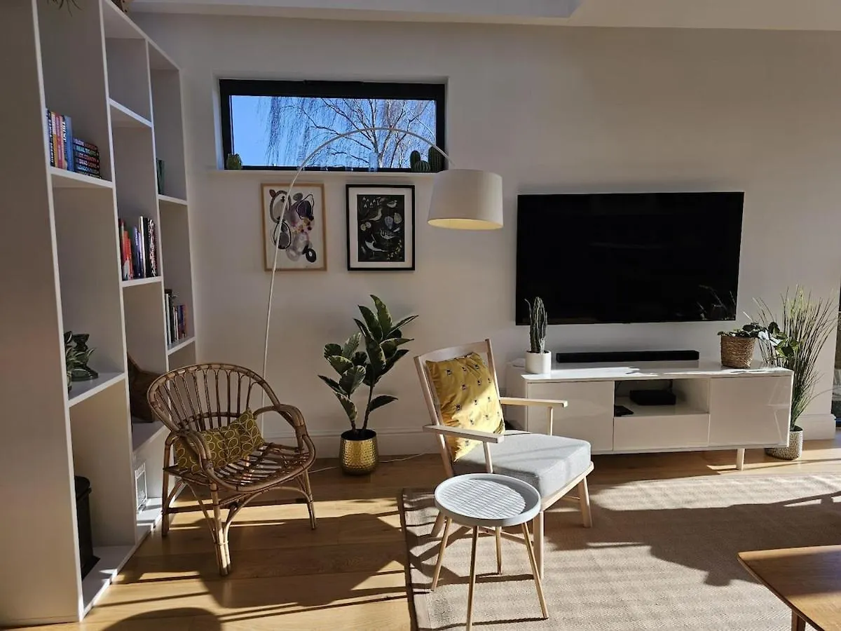 Villa Kaimes Bright Garden Getaway Edimburgo Reino Unido