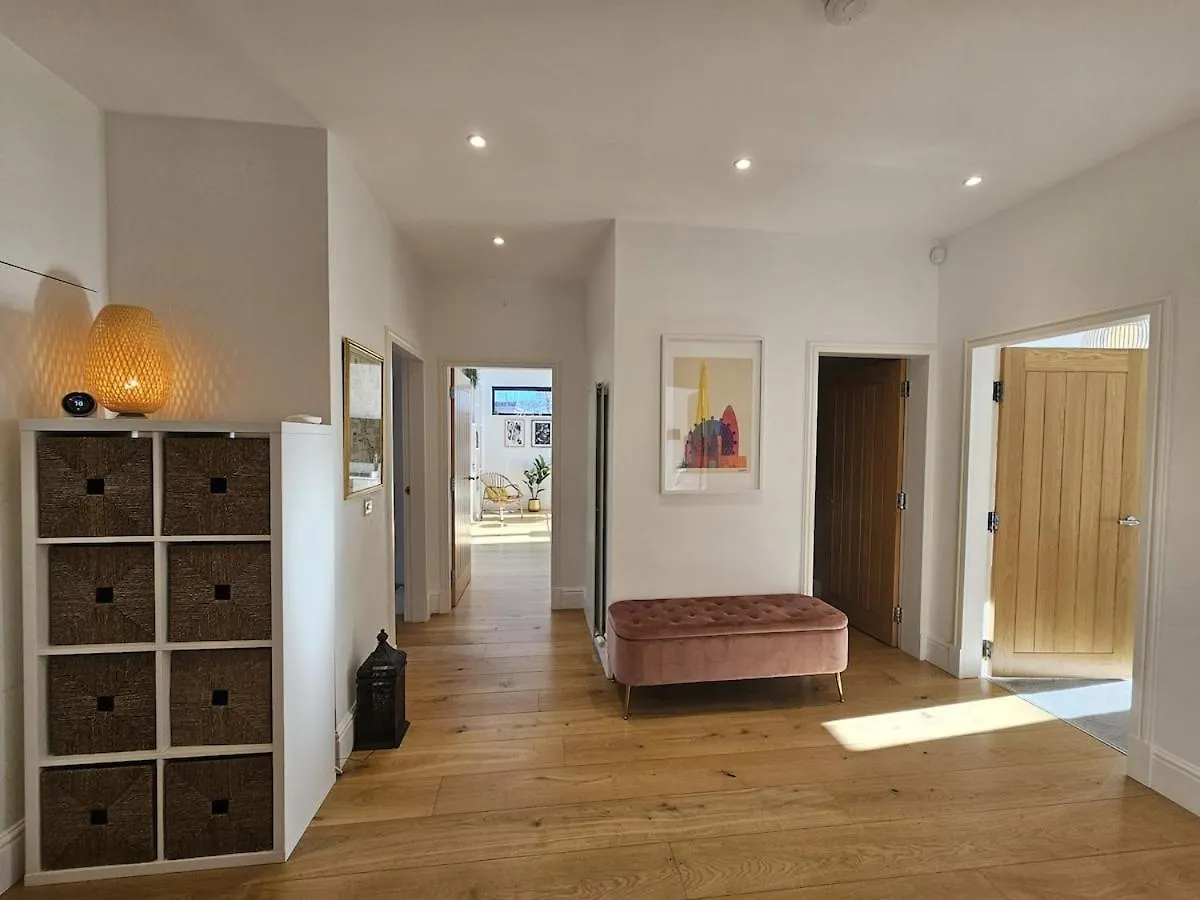 Villa Kaimes Bright Garden Getaway Edimburgo Сasa de vacaciones