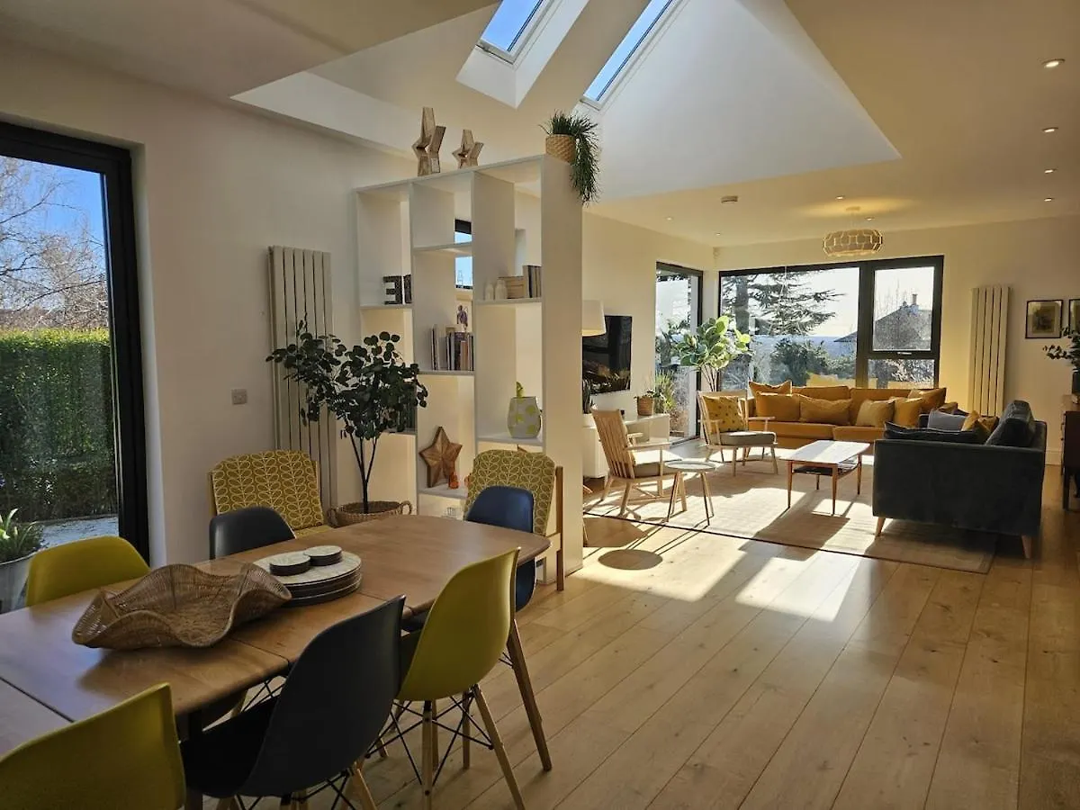 Villa Kaimes Bright Garden Getaway Edimburgo